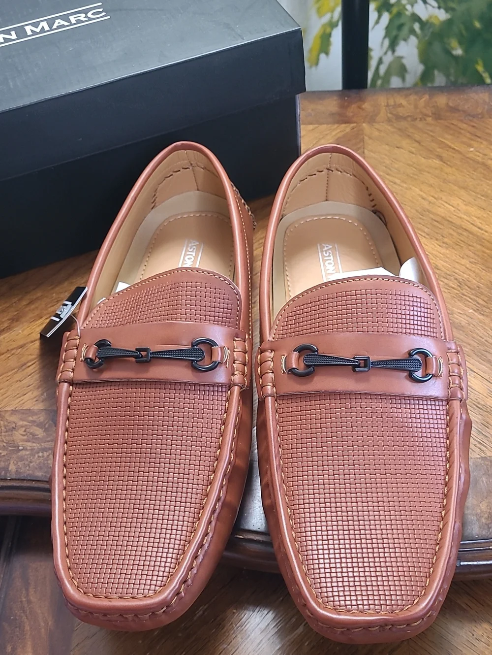 New in box! Aston Marc Drive Mens 12 Tan Brown Leather Driving Slip on Loafers